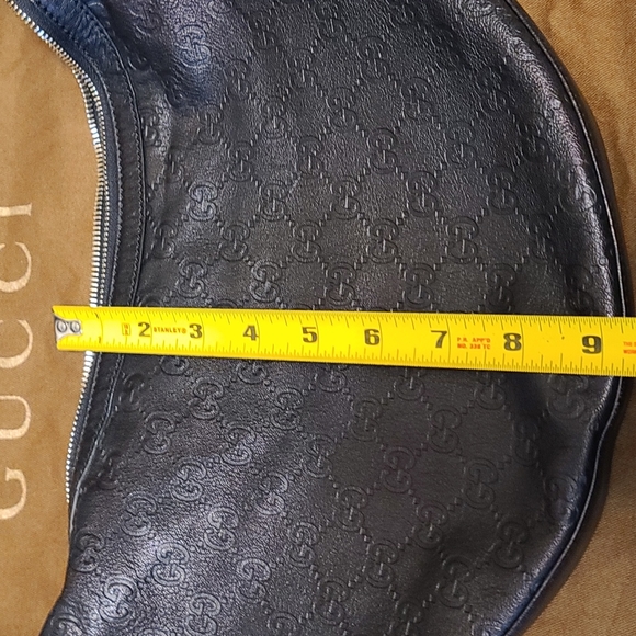 Gently worn Excellent condition 100% Authentic Gucci Handbag All leather - Picture 9 of 11